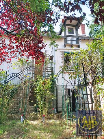Maison à vendre Nantes - 6 pièces, 115m² avec 4 chambre(s) à 478 000€ - AJP Immobilier Nantes Rond-Point de Rennes