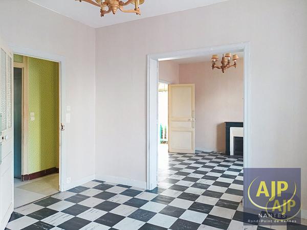 Maison à vendre Nantes - 6 pièces, 115m² avec 4 chambre(s) à 478 000€ - AJP Immobilier Nantes Rond-Point de Rennes