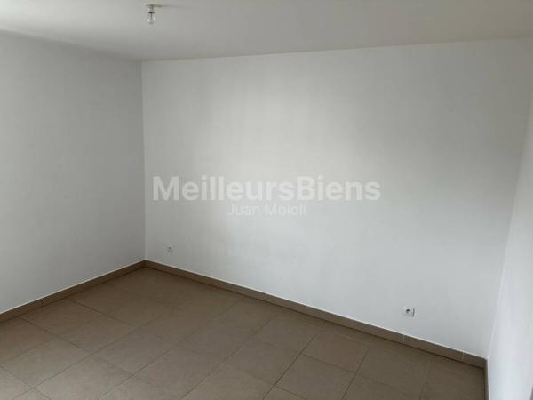 Résidence du Puit à Montois la Montagne