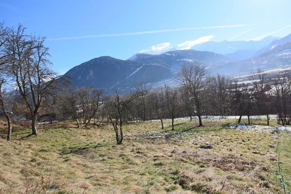 EN EXCLUSIVITÉ.   PASSY  COTEAU ,Terrain  constructible  2028 m2 EXPOSITION SUD 560 000 euros