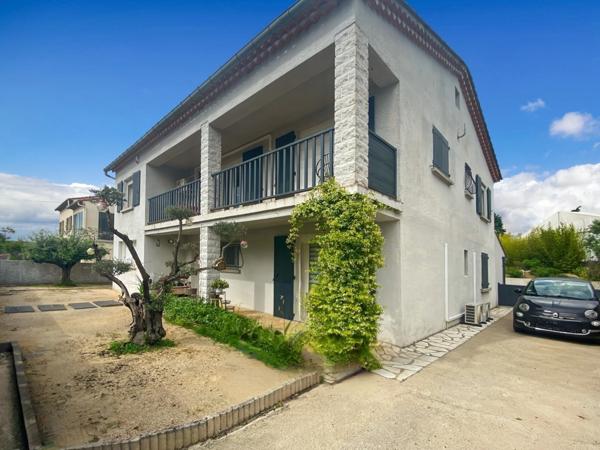 à vendre ALES (30) très belle maison individuelle 5 chambres 197m2 environ sur une parcelle de 1067m2.