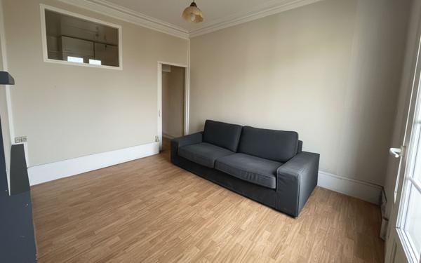 Appartement à vendre    2 pièces • 28,85 m2 Les Lilas