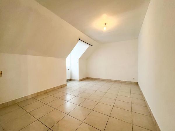 Maison 7 pièces 5 chambres garage avec hammam