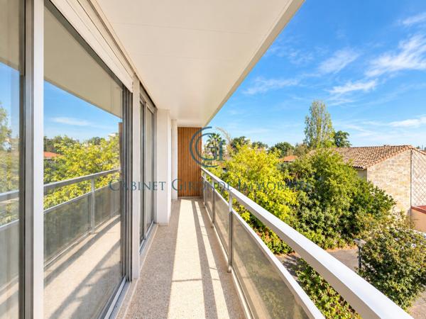 CAUDERAN APPARTEMENT T2 BALCON PARKING SECURISE Bordeaux (33200)