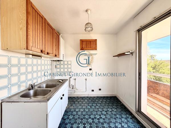 CAUDERAN APPARTEMENT T2 BALCON PARKING SECURISE Bordeaux (33200)