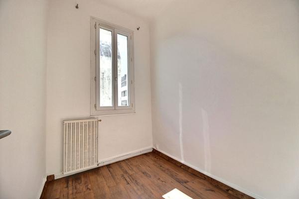 APPARTEMENT 2/3 PIECES MARSEILLE 5 - 50 M2 - DERNIER ETAGE