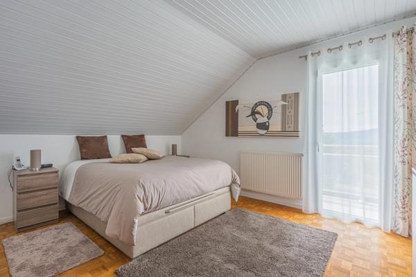 Dpt Haute Savoie (74), à vendre MARCELLAZ maison P6 de 205 m² - Terrain de 998,00 m²