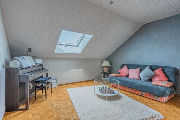 Dpt Haute Savoie (74), à vendre MARCELLAZ maison P6 de 205 m² - Terrain de 998,00 m²