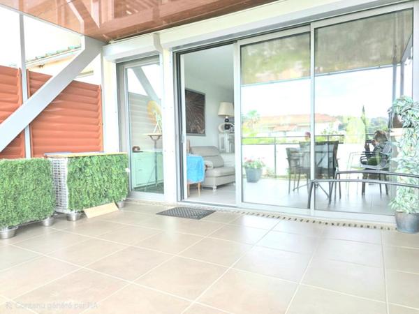 Appartement  3 pièce(s) 65 m2 terrasse / 2 PARKING et ascenseur