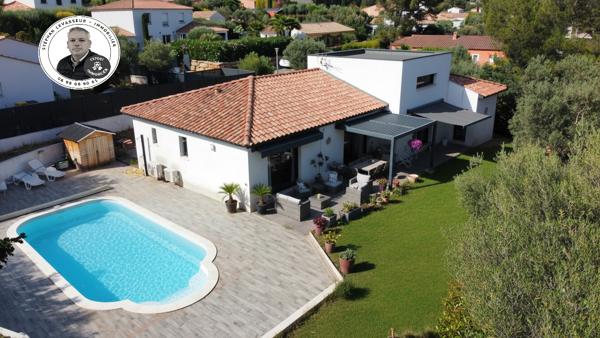 VILLA de Type 5 pièces - Piscine