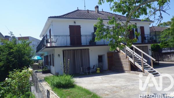 Maison à vendre 6 pièces 210 m² Jonzac