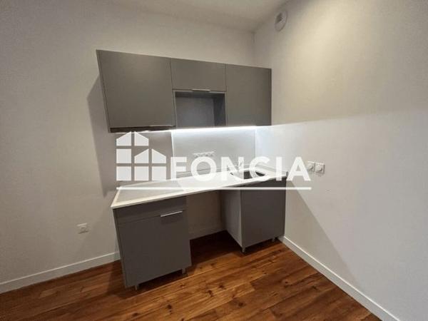 Location Appartement 2 pièces 38.3 m² - 52 RUE MONTPENSIER Pau 64000