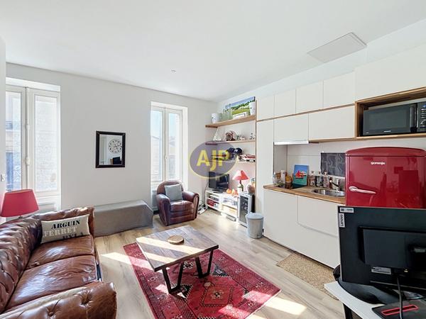 Appartement à vendre Bordeaux - 2 pièces, 27m² avec 1 chambre(s) à 159 500€ - AJP Immobilier Bordeaux Nansouty