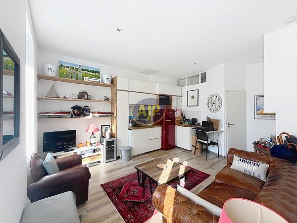 Appartement à vendre Bordeaux - 2 pièces, 27m² avec 1 chambre(s) à 159 500€ - AJP Immobilier Bordeaux Nansouty
