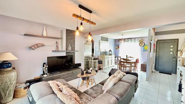 Maison familiale de 108 m² sur terrain de 955 m² ? Nuillé-sur-Vicoin
