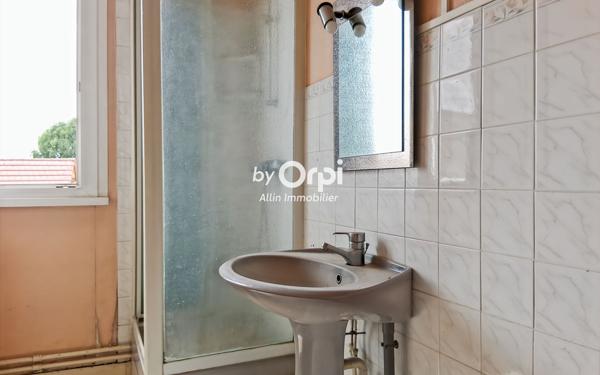 Maison à vendre    4 pièces •  Montluçon