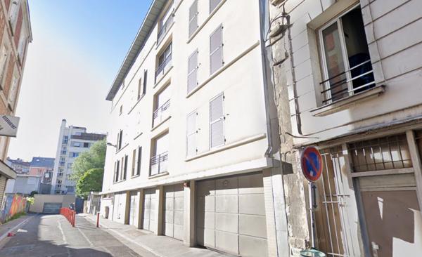 Parking / box Saint Denis 25 m2