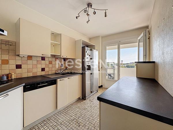 Appartement Aytre 4 pieces-  2 a 3 chambres 81 m2 - Garage Parking, cave,