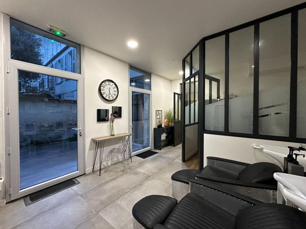 Local commercial Rochefort 105 m2