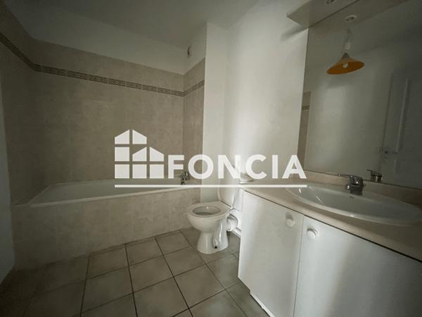 Location Appartement 2 pièces 45.48 m² - RUE J AURIOL Carcassonne 11000