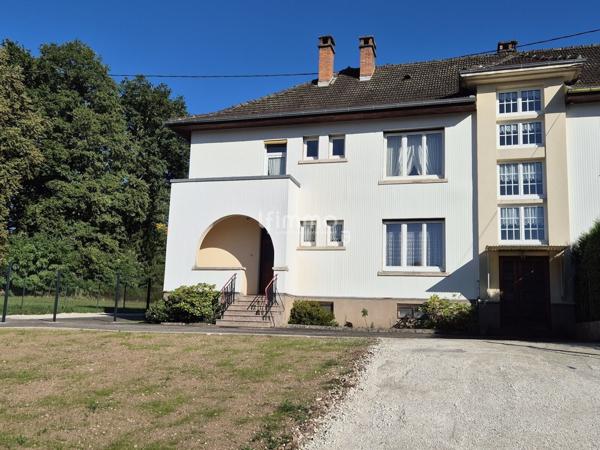 Immeuble de deux appartements à Dambach-Neunhoffen.