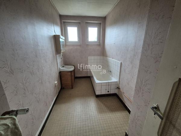 Immeuble de deux appartements à Dambach-Neunhoffen.