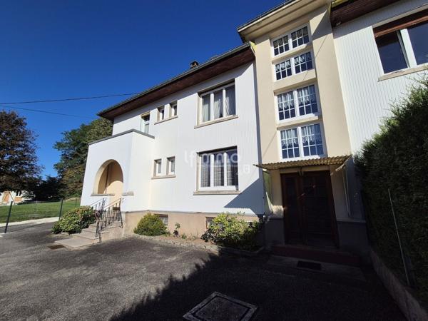 Immeuble de deux appartements à Dambach-Neunhoffen.