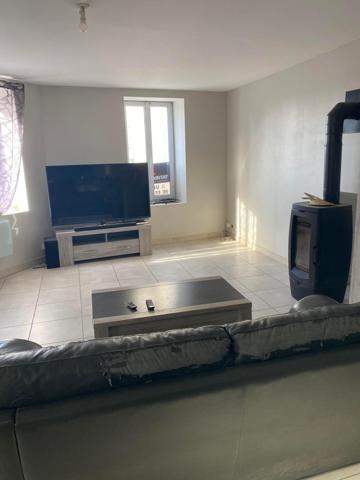 Maison de ville offrant de beaux potentiels