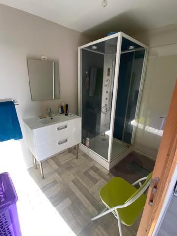 Maison de ville offrant de beaux potentiels