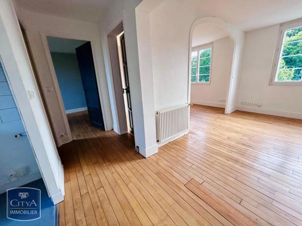 Appartement à louer 2 pièces 56.75m²