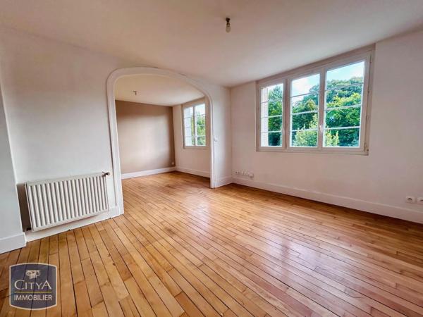 Appartement à louer 2 pièces 56.75m²