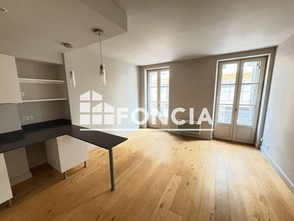 Location Appartement 2 pièces 39.03 m² - 6, AVENUE DES ILES D'OR Hyeres 83400