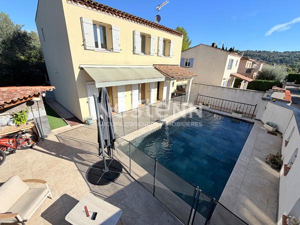 Maison Grasse Sud, 5 pièce(s) 90 m2 entièrement renovée avec piscine et garage
