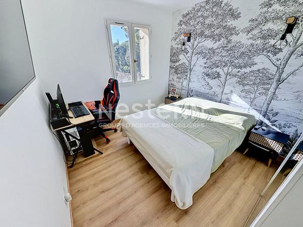 Maison Grasse Sud, 5 pièce(s) 90 m2 entièrement renovée avec piscine et garage