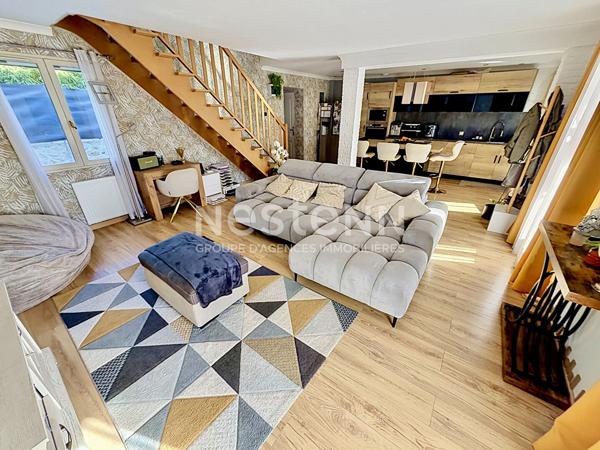 Maison Grasse Sud, 5 pièce(s) 90 m2 entièrement renovée avec piscine et garage