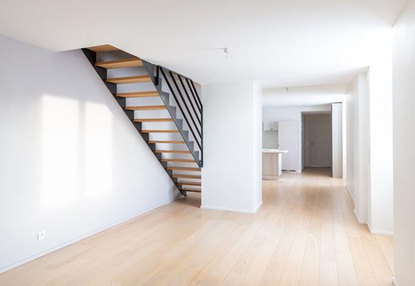 A VENDRE NANTES CATHEDRALE VASTE TYPE 5 EN DUPLEX DANS IMMEUBLE DE STANDING