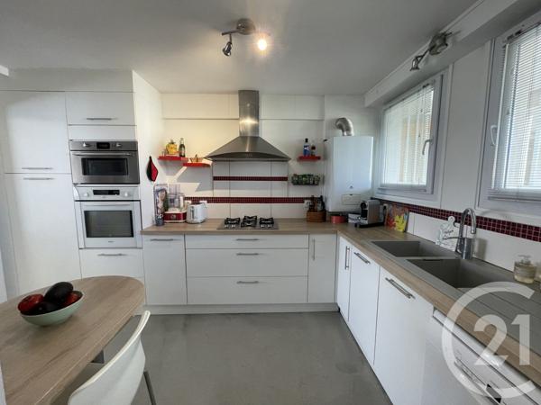 Appartement T4 à vendre  4 pièces - 116,61 m2 ROYAN - 17