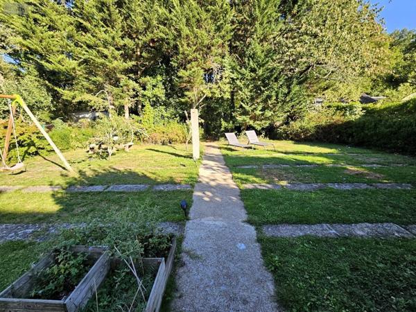 Maison à vendre à Chambray-lès-Tours dans l'Indre-et-Loire (37170), ref : 013/1478   
CHAMBRAY LES TOURS centre