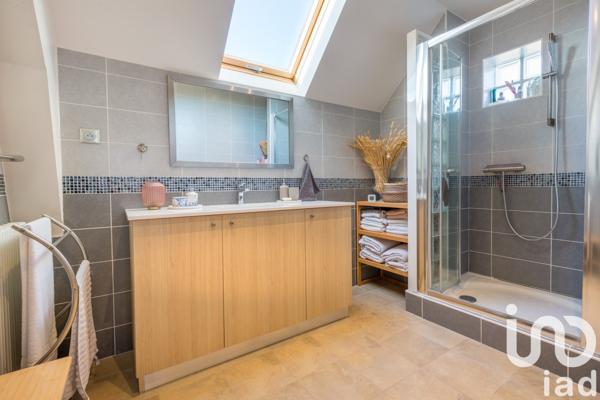 Maison à vendre 9 pièces 202 m² Ormesson-sur-Marne