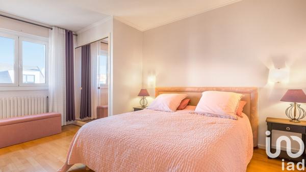 Maison à vendre 9 pièces 202 m² Ormesson-sur-Marne