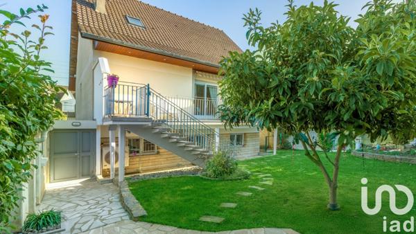 Maison à vendre 9 pièces 202 m² Ormesson-sur-Marne