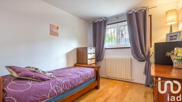 Maison à vendre 9 pièces 202 m² Ormesson-sur-Marne