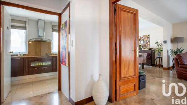 Maison à vendre 9 pièces 202 m² Ormesson-sur-Marne