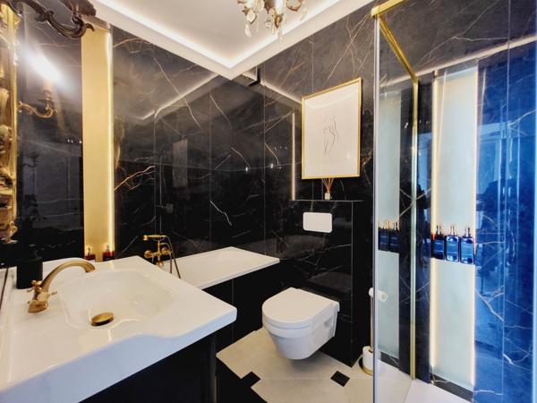 Emplacement idéal, vue mer exceptionnelle et confort absolu !