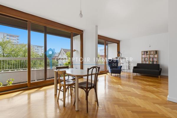 Appartement 3 pièce(s) 2 chambre(s) 101 m²