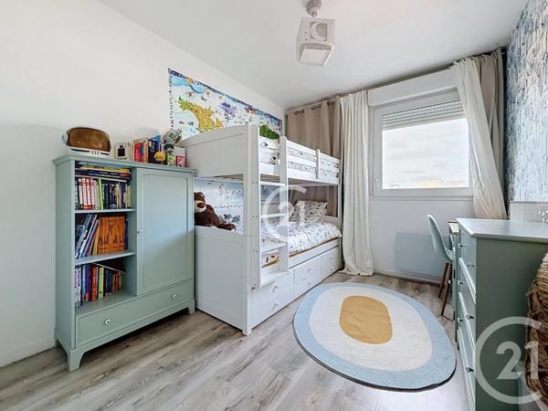 Appartement F3 à vendre  3 pièces - 59,93 m 2   MONTREUIL  - 93