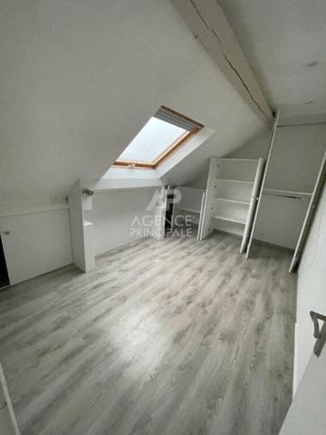 Appartement Carrieres Sous Poissy 2 pièce(s) 33 m2 Loyer 775 €/mois charges comprises **  - Référence  9183