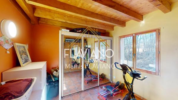 La Bréole (04340) MAISON - 7 PIÈCES - BRÉOLES