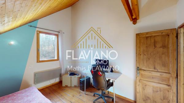 La Bréole (04340) MAISON - 7 PIÈCES - BRÉOLES