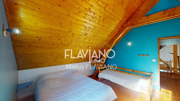 La Bréole (04340) MAISON - 7 PIÈCES - BRÉOLES